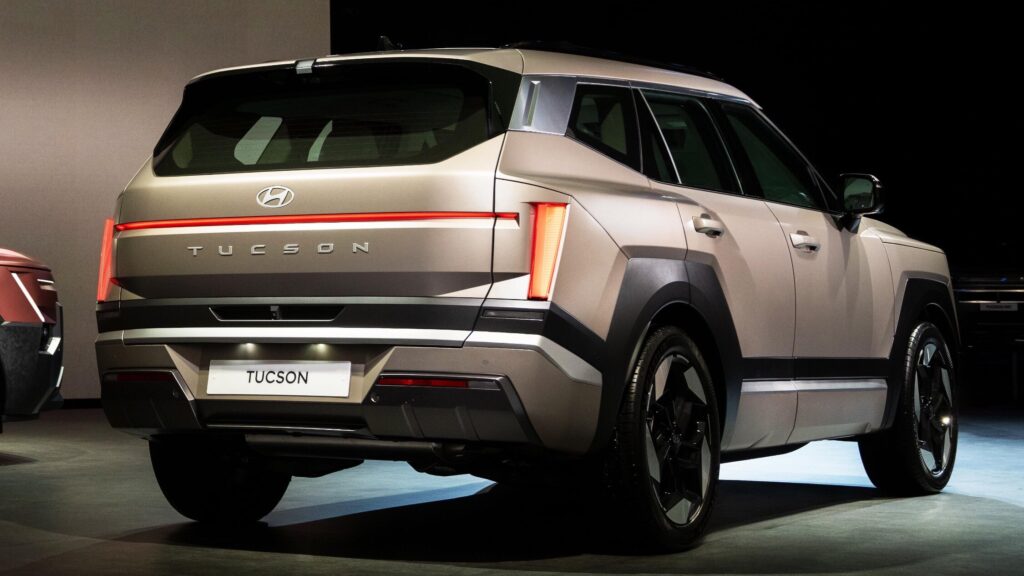 2027 Hyundai Tucson fifth-generation compact SUV with Art of Steel design language (Photo credit: Hyundai)